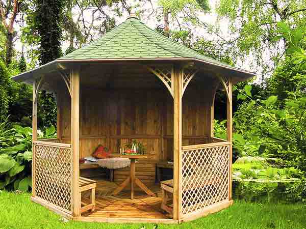 Gazebos & Canopies